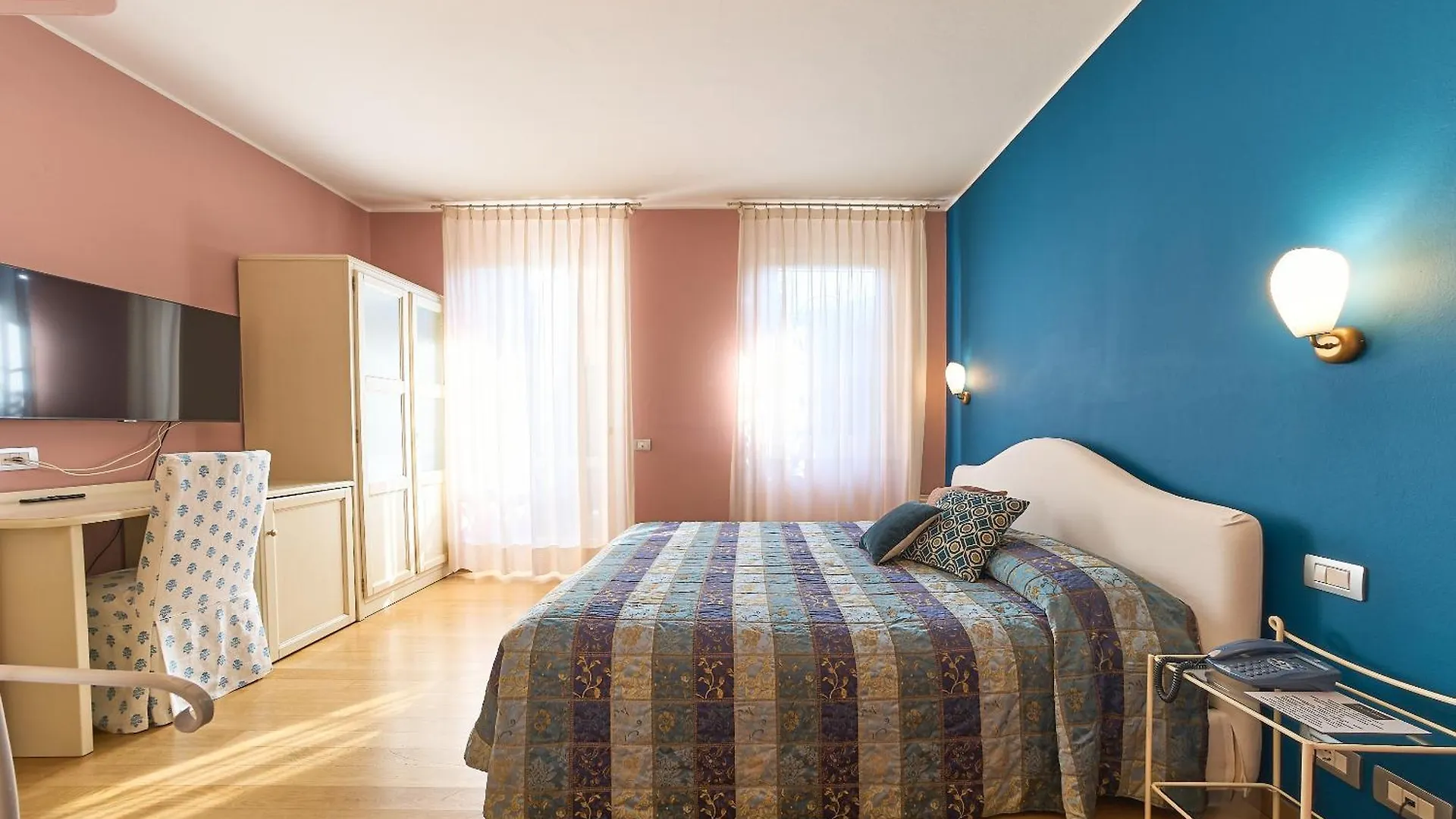 Hotel Belvedere Ranco Italy