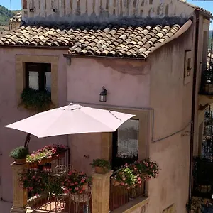 bb-mugnos-charme-living.sicilyhotelsitaly.net/