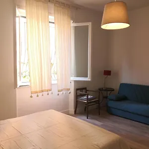 Bed & Breakfast Green Home